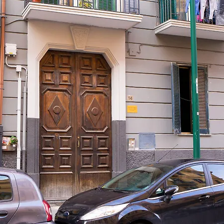 Sosta Flegrea Couette-café 4*