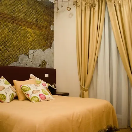 Nocleg ze śniadaniem Sosta Flegrea 4*